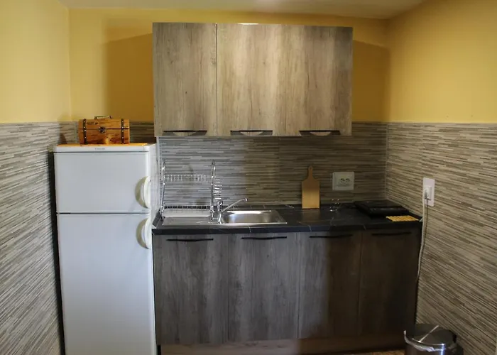 Dencic Zavojsko Jezero