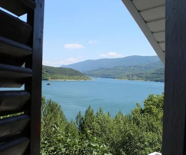 Dencic Zavojsko Jezero Apartman